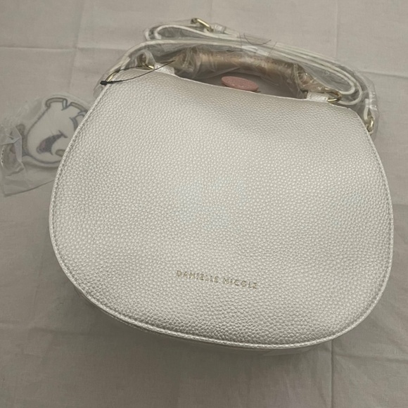 Disney Danielle Nicole Mrs Potts Saddle bag - Picture 3 of 3